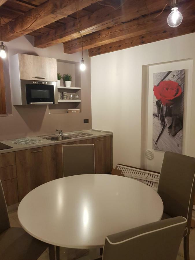 ヴェローナCasa Rossellaアパートメント エクステリア 写真